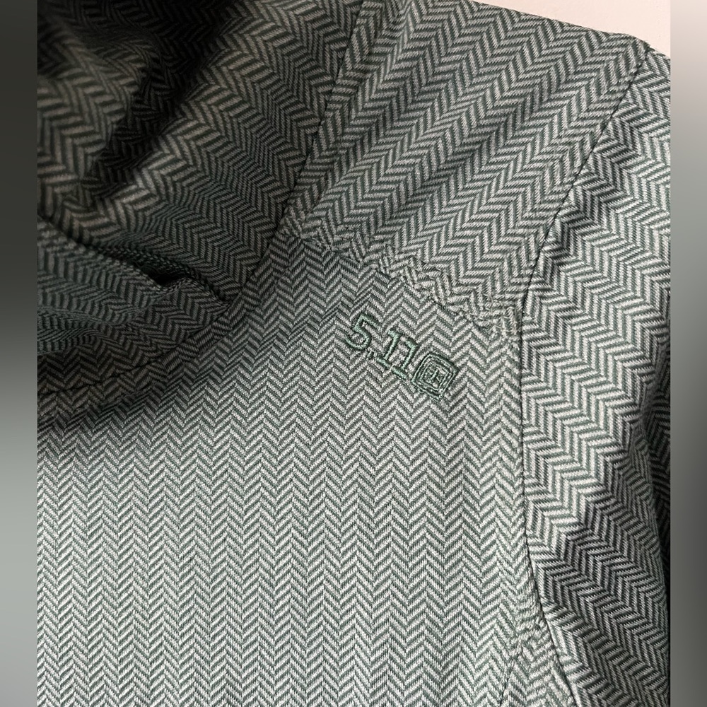 5.11 Tactical | Cowl neck long-sleeve outdoor shirt - Picture 2 of 8